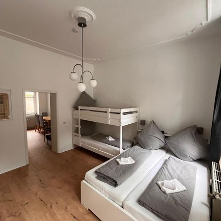 Ottos Traumland Apartment Крефелд Екстериор снимка