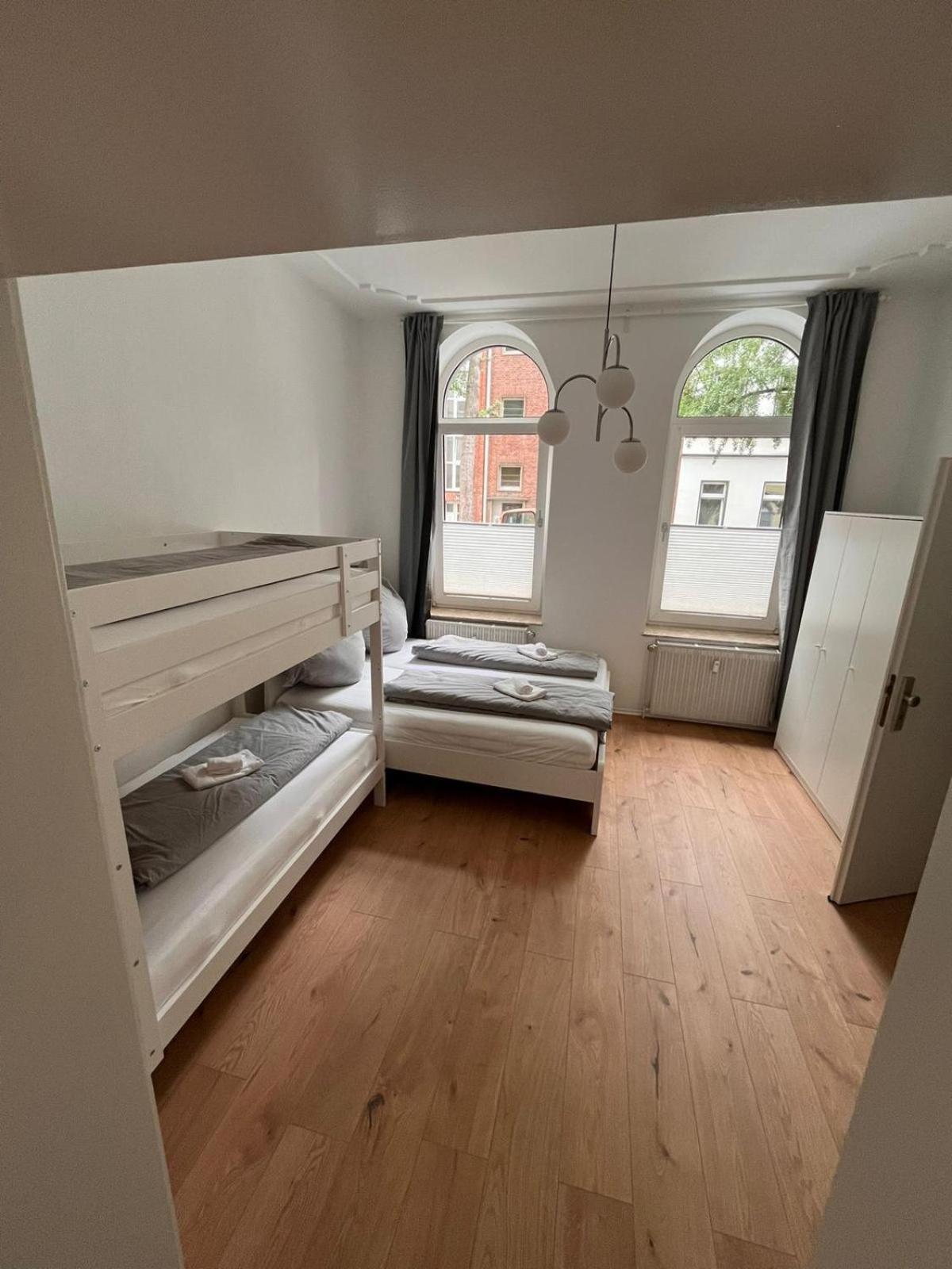 Ottos Traumland Apartment Крефелд Екстериор снимка
